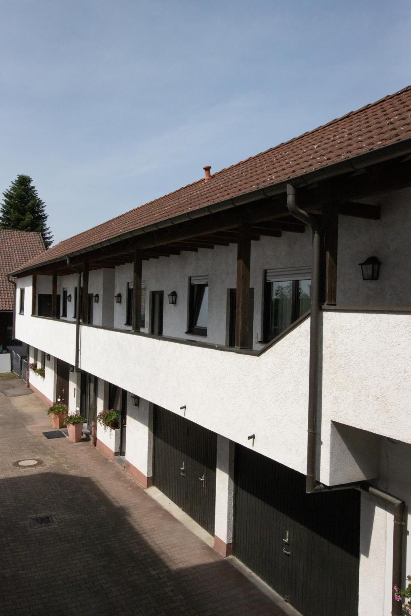 Pension Krone Schwäbisch Gmünd 外观 照片