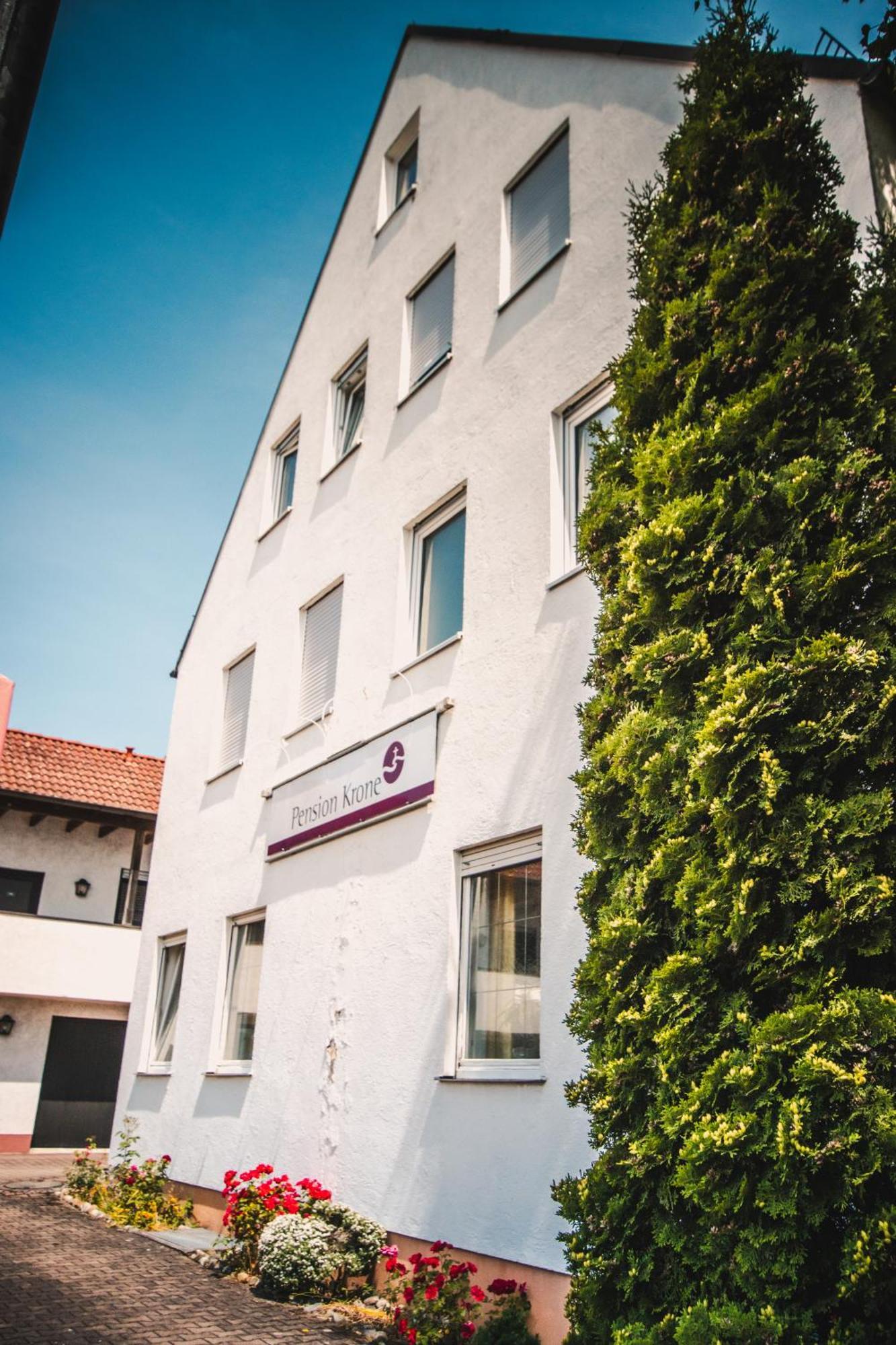 Pension Krone Schwäbisch Gmünd 外观 照片